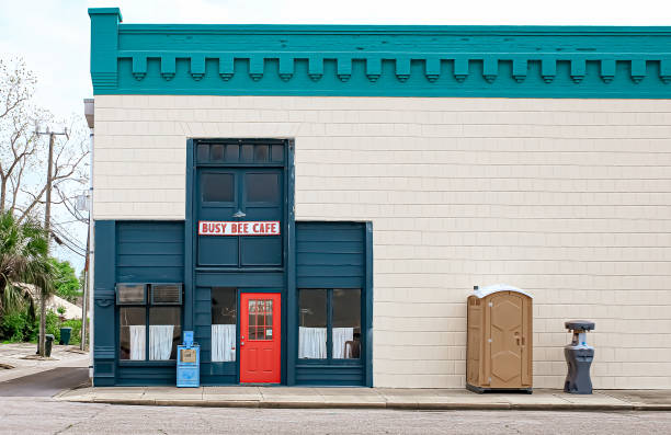 Best Portable restroom trailer rental  in Defuniak Springs, FL